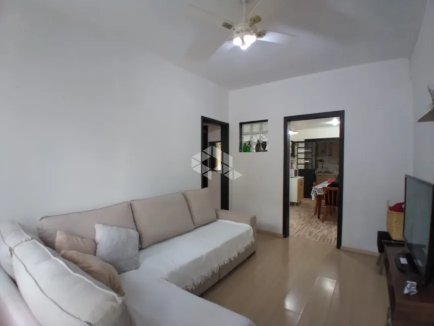 Foto 1 de Casa com 2 Quartos à venda, 52m² em Jardim Itú Sabará, Porto Alegre