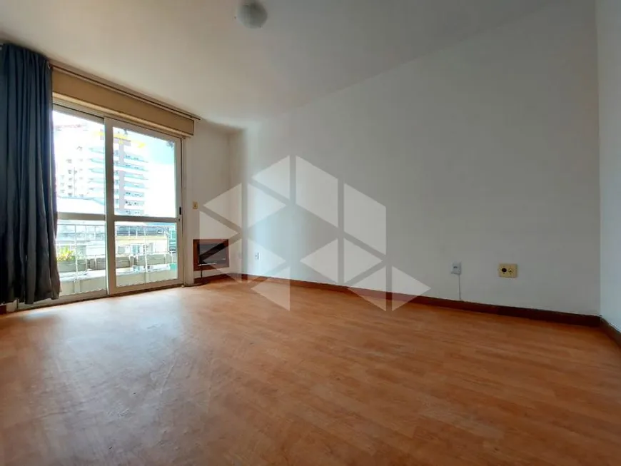 Foto 1 de Apartamento com 3 Quartos para alugar, 102m² em Centro, Santa Maria