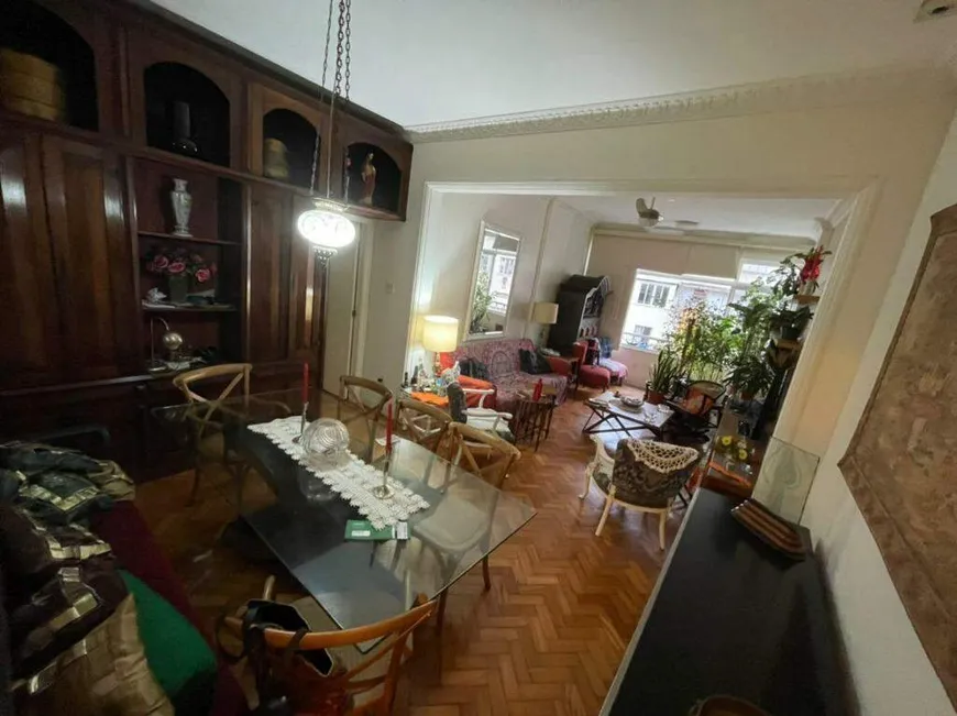 Foto 1 de Apartamento com 3 Quartos à venda, 135m² em Copacabana, Rio de Janeiro