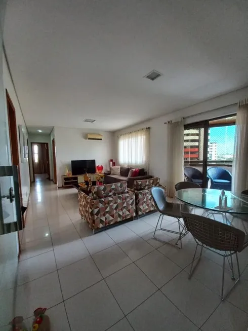 Foto 1 de Apartamento com 4 Quartos à venda, 280m² em Ilhotas, Teresina