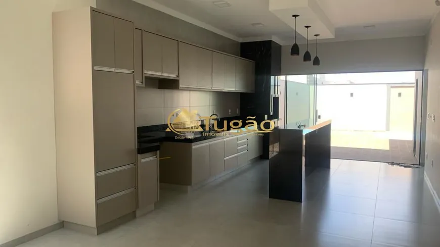 Foto 1 de Casa com 3 Quartos à venda, 173m² em Jardim Amelia Dionisio, Olímpia