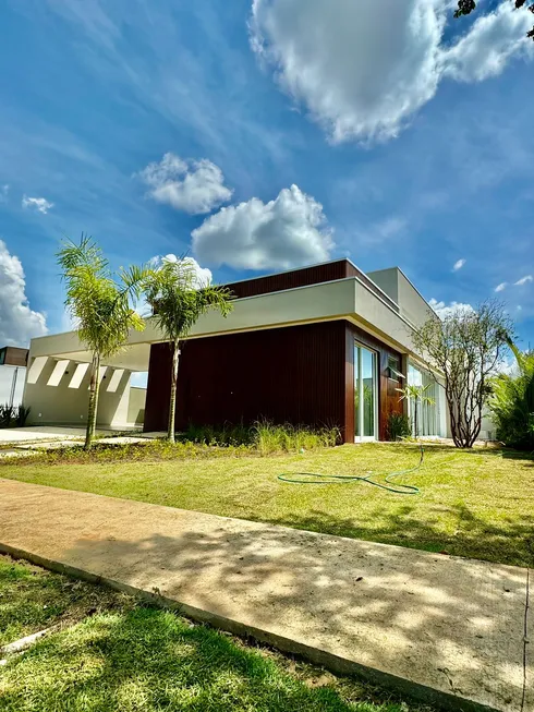 Foto 1 de Casa com 4 Quartos à venda, 245m² em Residencial Campo Camanducaia, Jaguariúna