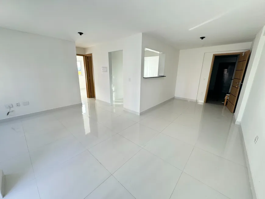 Foto 1 de Apartamento com 3 Quartos à venda, 66m² em Nova Parnamirim, Parnamirim