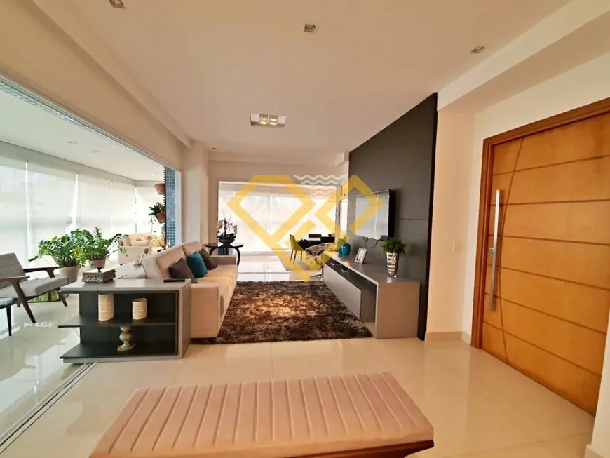 Foto 1 de Apartamento com 4 Quartos à venda, 255m² em Aparecida, Santos