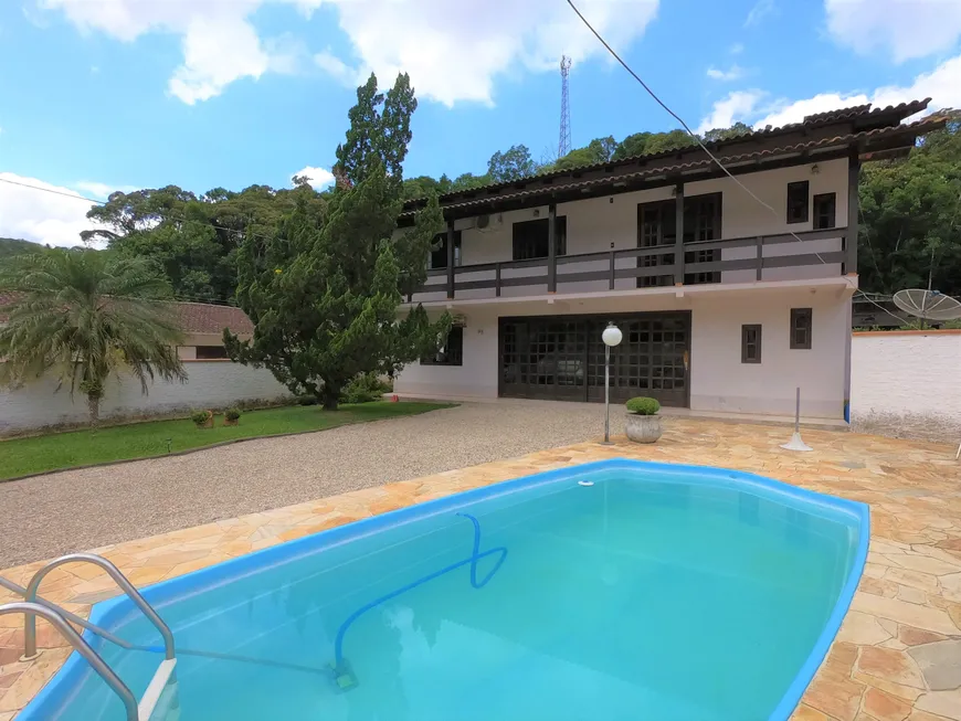Foto 1 de Casa com 3 Quartos à venda, 210m² em São Pedro, Brusque