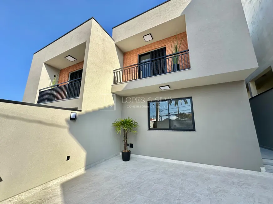 Foto 1 de Casa com 2 Quartos à venda, 91m² em Jardim Santa Barbara, Atibaia