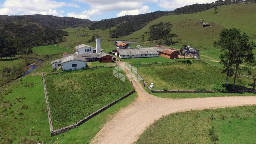 Foto 1 de Fazenda/Sítio com 3 Quartos à venda, 10470000m² em Sao Goncalo, São José dos Ausentes