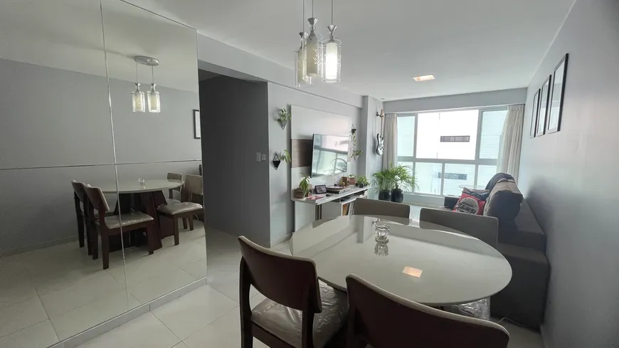 Foto 1 de Apartamento com 2 Quartos para alugar, 56m² em Cabo Branco, João Pessoa