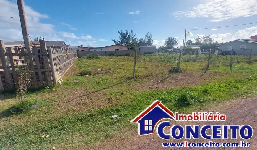 Foto 1 de Lote/Terreno à venda, 300m² em Albatroz, Imbé