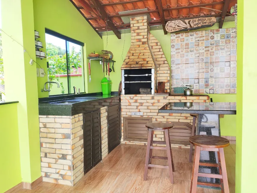 Foto 1 de Casa com 3 Quartos à venda, 125m² em Mariscal, Bombinhas