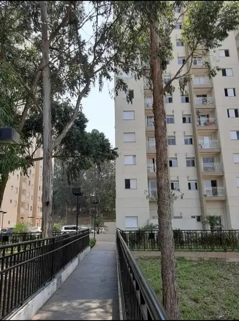 Foto 1 de Apartamento com 2 Quartos à venda, 48m² em Jardim Henriqueta, Taboão da Serra