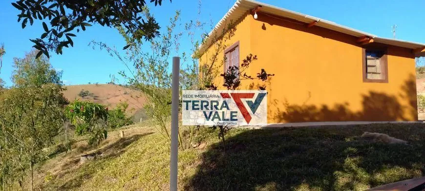 Foto 1 de Fazenda/Sítio com 2 Quartos à venda, 60m² em , Paraisópolis