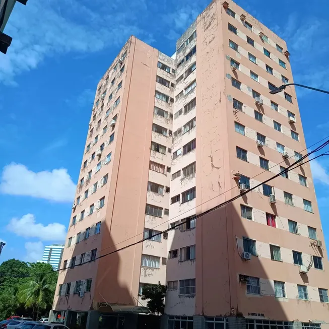 Foto 1 de Apartamento com 2 Quartos à venda, 70m² em Costa Azul, Salvador