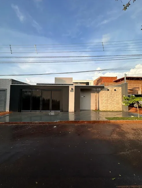 Foto 1 de Casa com 3 Quartos à venda, 189m² em Vila Nossa Senhora das Graças, Campo Grande