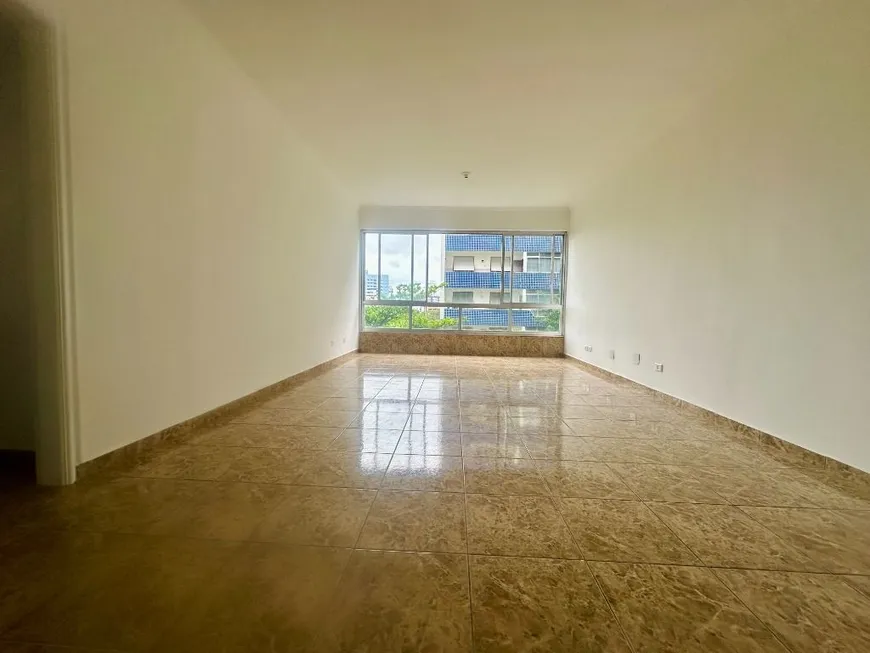 Foto 1 de Apartamento com 3 Quartos à venda, 140m² em Ponta da Praia, Santos