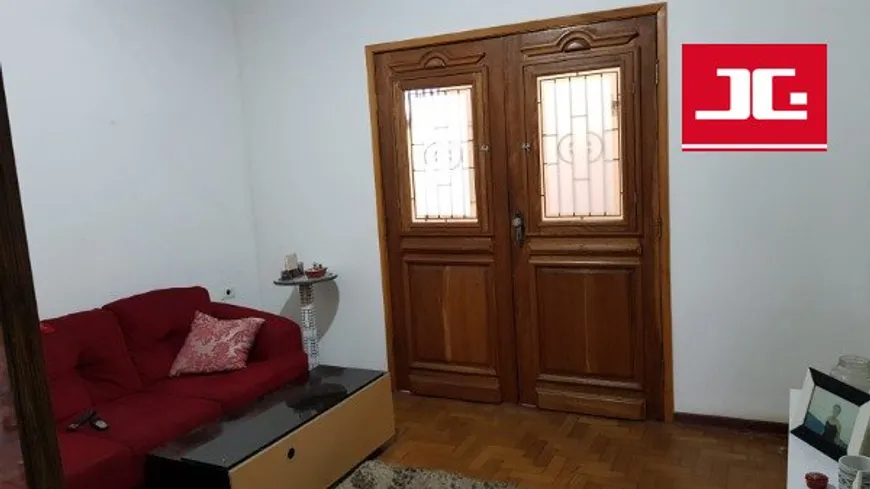 Foto 1 de Casa com 2 Quartos à venda, 152m² em Vila Palmares, Santo André