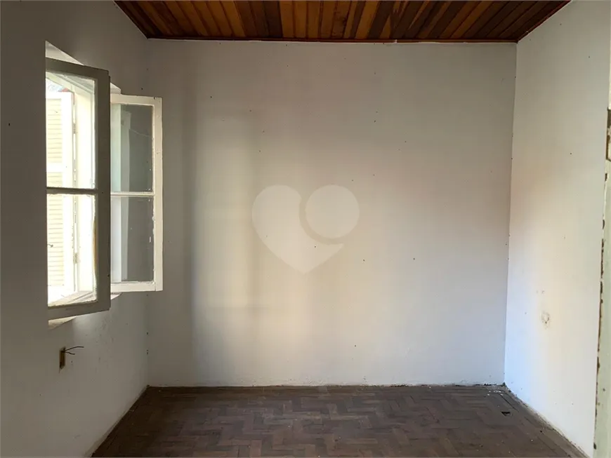 Foto 1 de Lote/Terreno com 1 Quarto à venda, 212m² em Cambuci, São Paulo