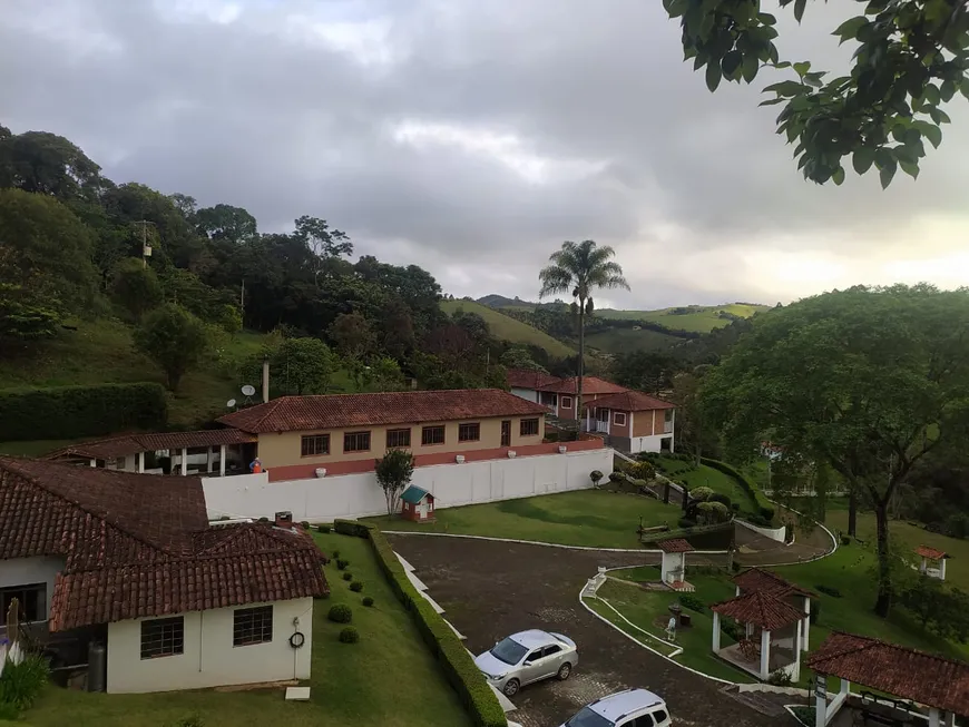 Foto 1 de Fazenda/Sítio com 11 Quartos à venda, 1800m² em Centro, Cunha