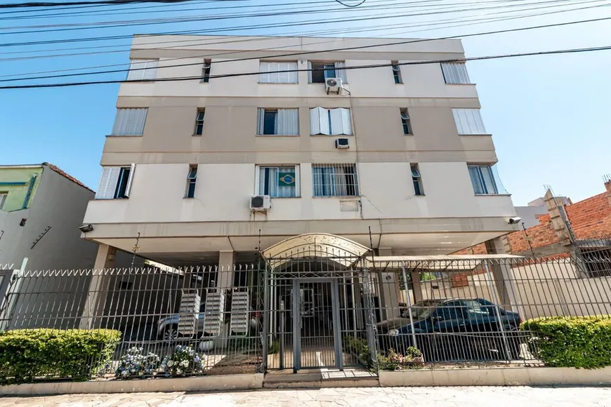 Foto 1 de Apartamento com 2 Quartos à venda, 72m² em Medianeira, Porto Alegre