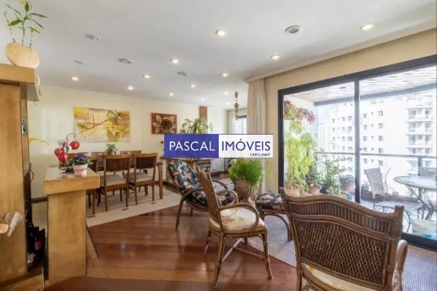 Foto 1 de Apartamento com 4 Quartos à venda, 146m² em Vila Alexandria, São Paulo