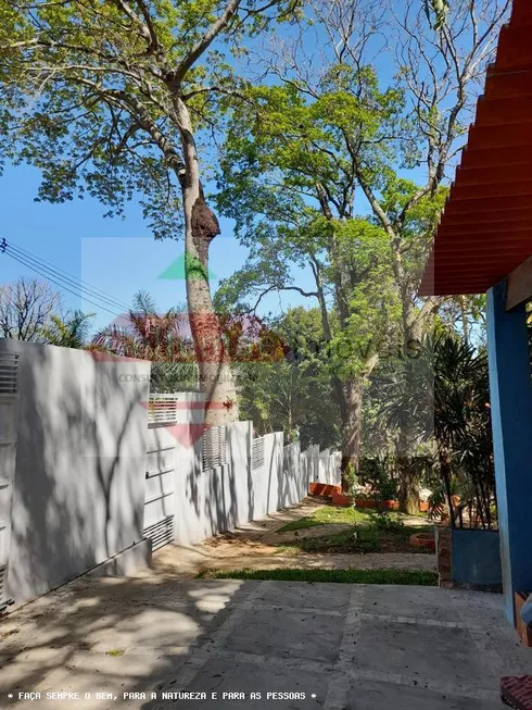Foto 1 de Casa de Condomínio com 7 Quartos à venda, 400m² em Chácaras Catagua, Taubaté