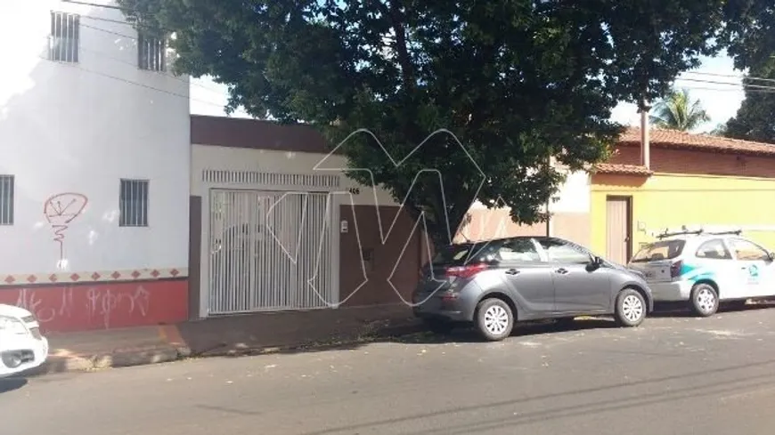 Foto 1 de Casa com 2 Quartos à venda, 195m² em Centro, Araraquara