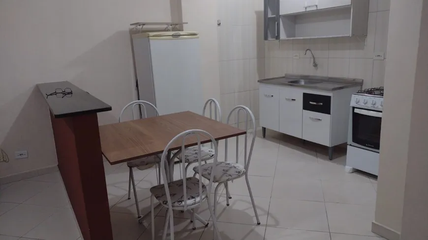 Foto 1 de Apartamento com 1 Quarto para alugar, 44m² em Bacacheri, Curitiba