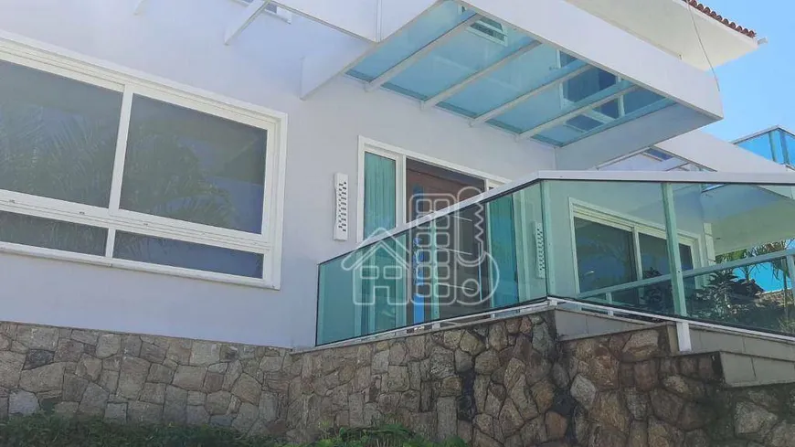 Foto 1 de Casa com 4 Quartos à venda, 735m² em Camboinhas, Niterói