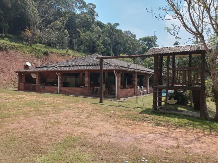 Foto 1 de Fazenda/Sítio com 6 Quartos à venda, 2m² em Taiacupeba, Mogi das Cruzes