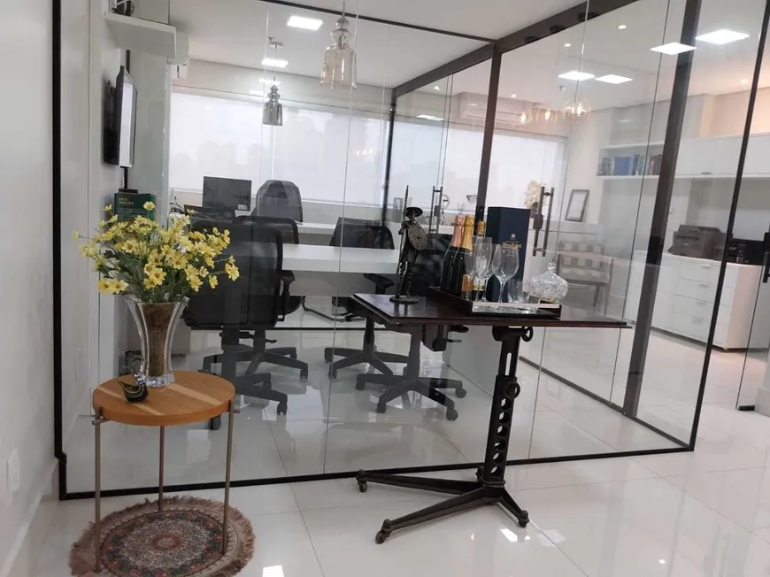 Foto 1 de Sala Comercial à venda, 49m² em Setor Bueno, Goiânia