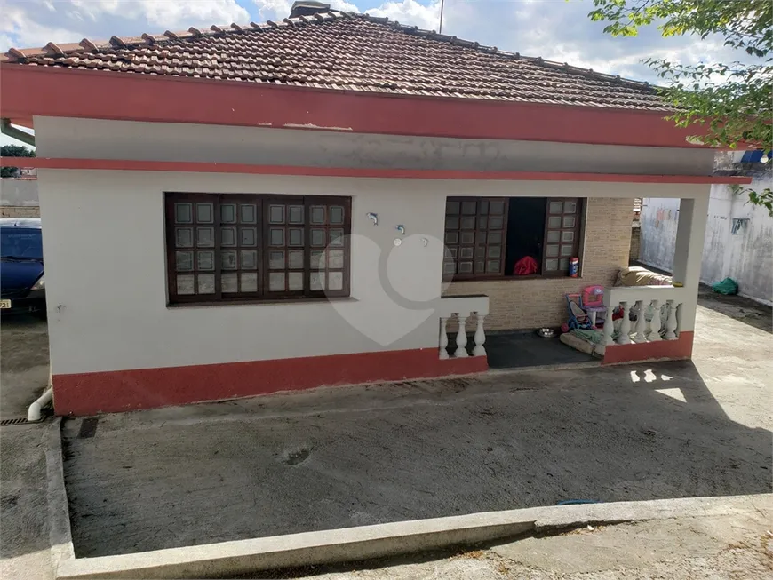 Foto 1 de Sobrado com 4 Quartos para venda ou aluguel, 260m² em Horto Florestal, São Paulo