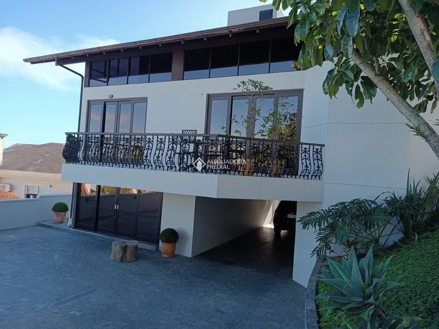 Foto 1 de Casa com 4 Quartos à venda, 450m² em Centro, Florianópolis
