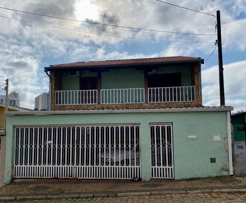 Foto 1 de Sobrado com 3 Quartos à venda, 246m² em Vila São Sebastião, Valinhos