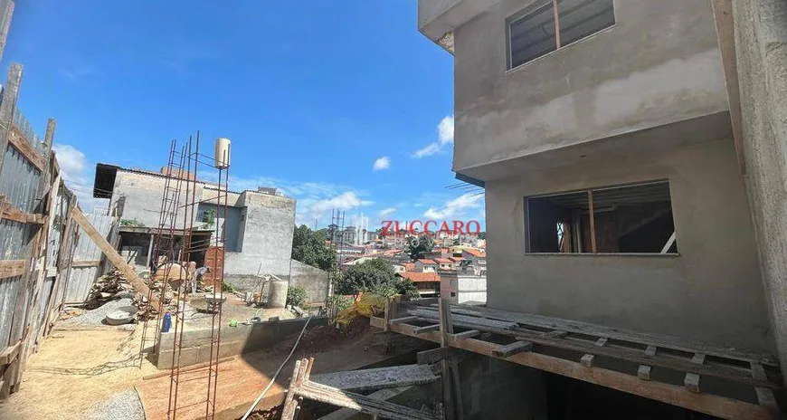 Foto 1 de Sobrado com 3 Quartos à venda, 160m² em Jardim Dourado, Guarulhos