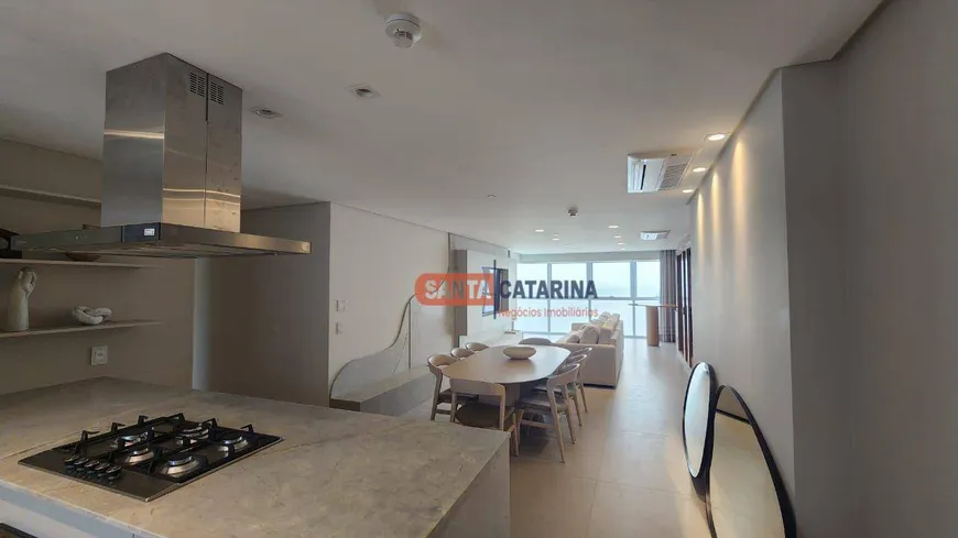 Foto 1 de Apartamento com 4 Quartos à venda, 196m² em Barra Sul, Balneário Camboriú