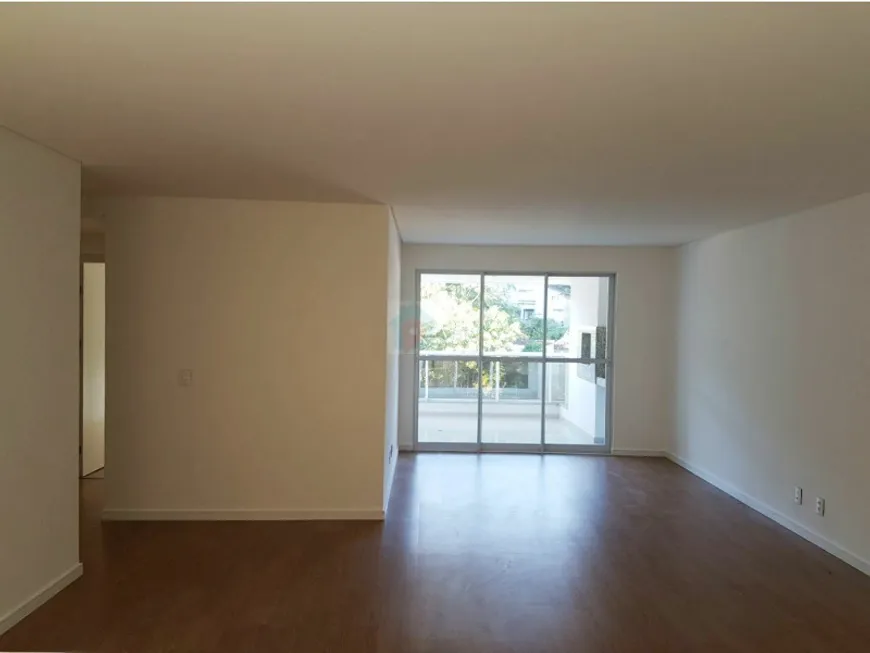 Foto 1 de Apartamento com 3 Quartos à venda, 126m² em América, Joinville