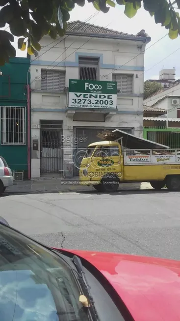 Foto 1 de Casa com 1 Quarto à venda, 140m² em Farroupilha, Porto Alegre