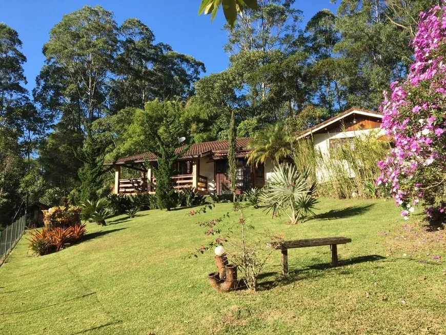 Foto 1 de Casa com 3 Quartos à venda, 170m² em Cônego, Nova Friburgo