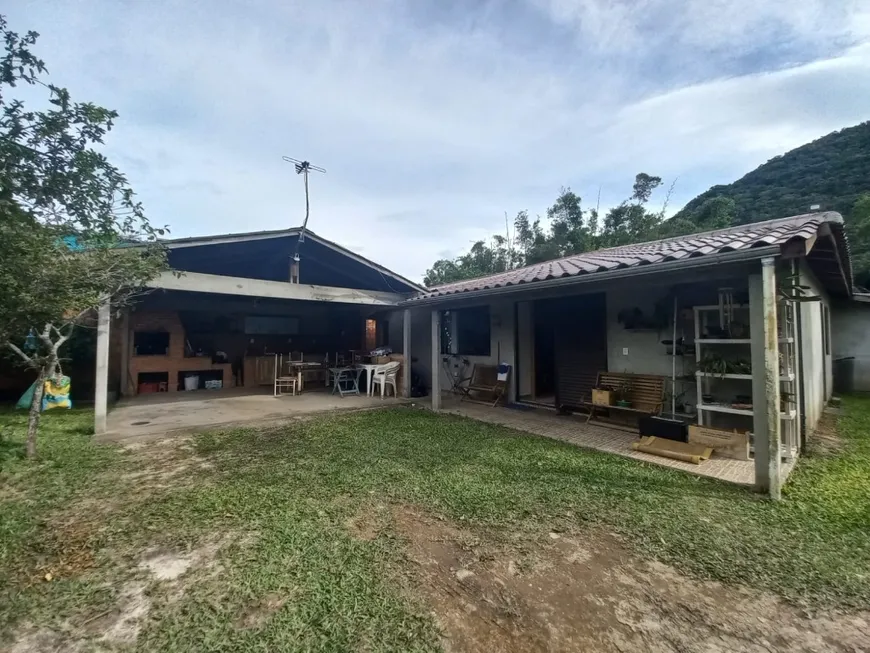 Foto 1 de Casa com 4 Quartos à venda, 112m² em São João do Rio Vermelho, Florianópolis