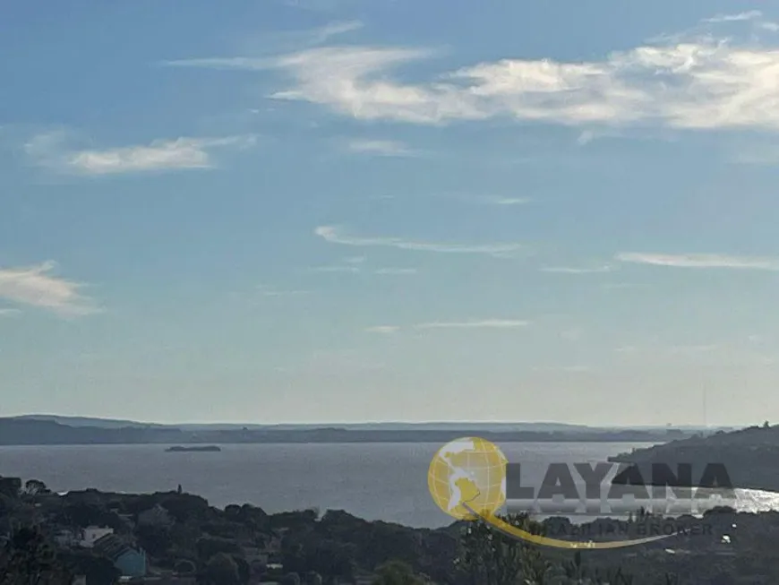 Foto 1 de Lote/Terreno à venda em Hípica, Porto Alegre