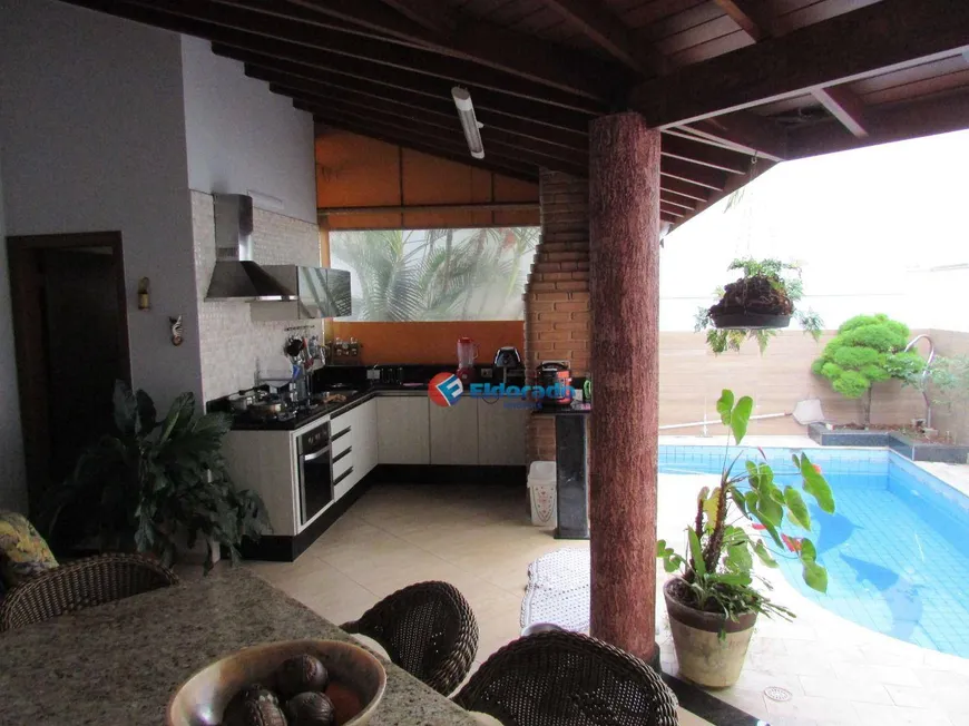 Foto 1 de Casa com 3 Quartos à venda, 252m² em Jardim Residencial Parque da Floresta, Sumaré