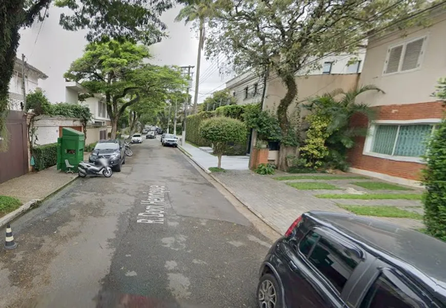 Foto 1 de Casa com 4 Quartos à venda, 280m² em Jardim Luzitânia, São Paulo