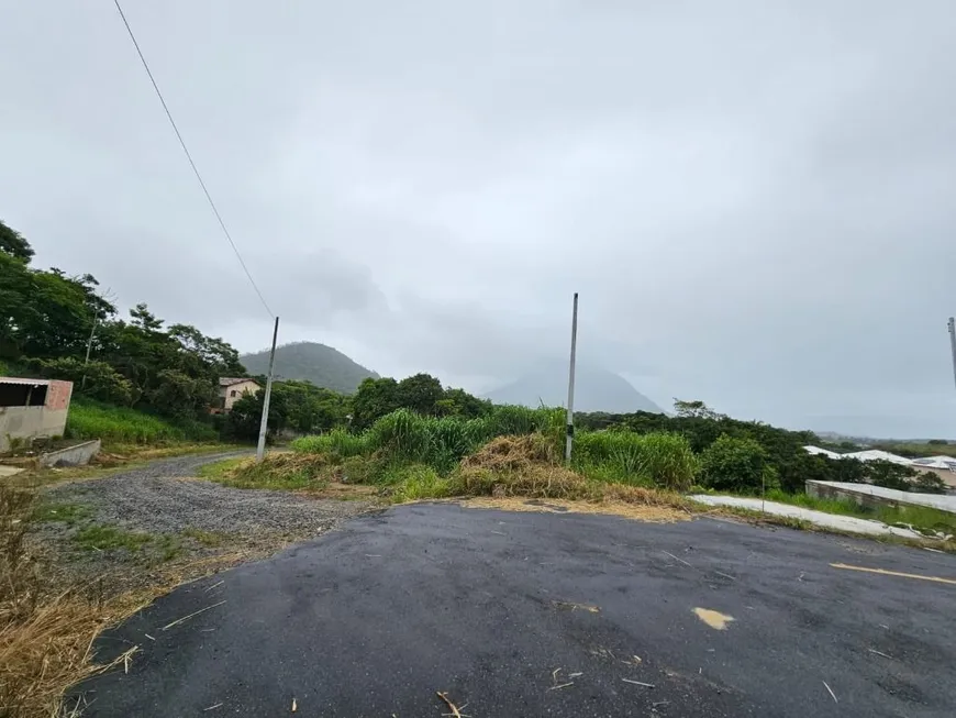 Foto 1 de Lote/Terreno à venda, 1860m² em Chácaras De Inoã, Maricá