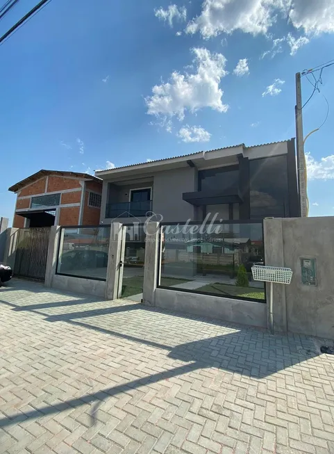 Foto 1 de Casa com 3 Quartos à venda, 235m² em Uvaranas, Ponta Grossa