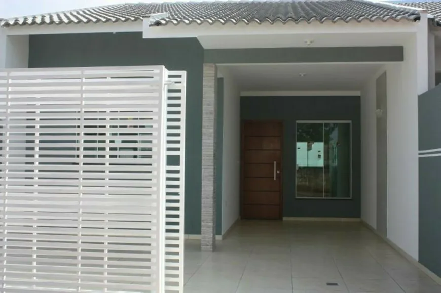 Foto 1 de Casa com 2 Quartos à venda, 65m² em Braz Cubas, Mogi das Cruzes