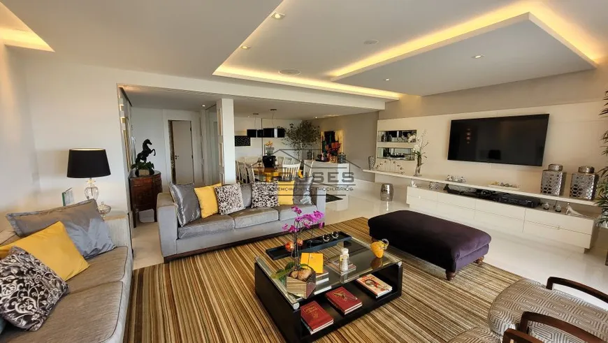 Foto 1 de Apartamento com 3 Quartos à venda, 239m² em Barra da Tijuca, Rio de Janeiro