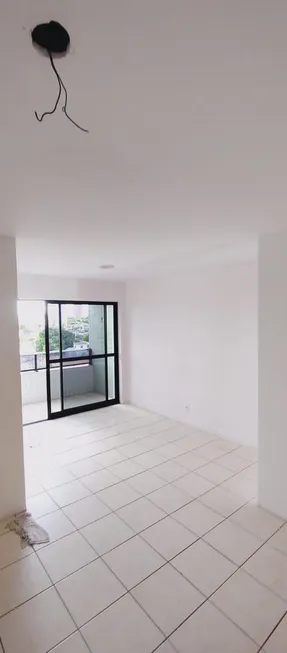 Foto 1 de Apartamento com 2 Quartos para alugar, 62m² em Encruzilhada, Recife
