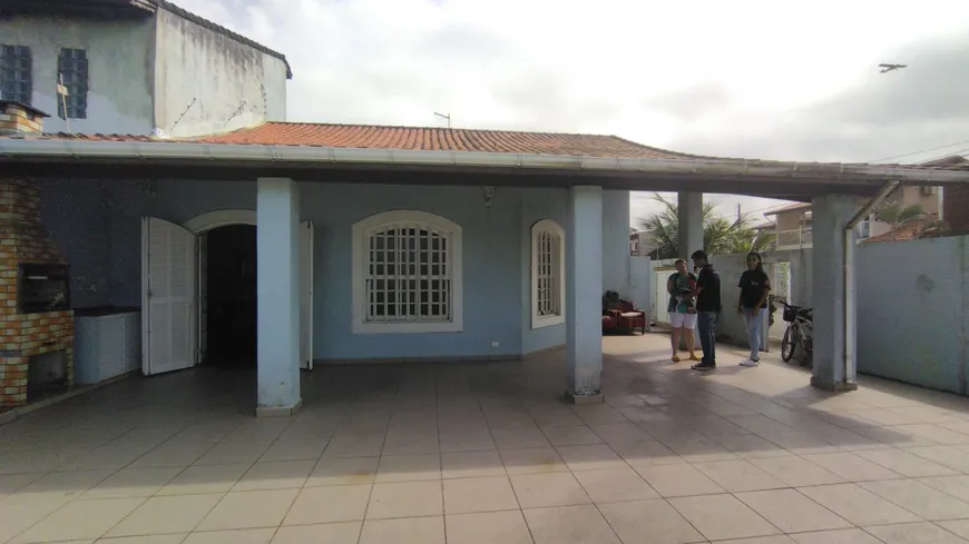 Foto 1 de Casa com 4 Quartos à venda, 141m² em Jardim Marilú, Itanhaém