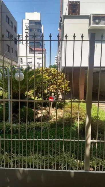 Foto 1 de Apartamento com 3 Quartos à venda, 100m² em Menino Deus, Porto Alegre