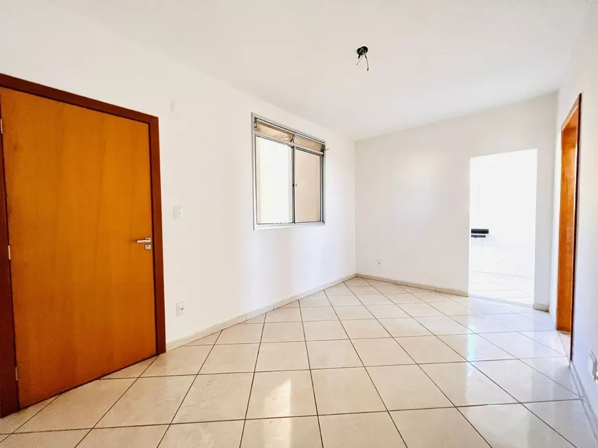 Foto 1 de Apartamento com 2 Quartos à venda, 52m² em Arvoredo, Contagem